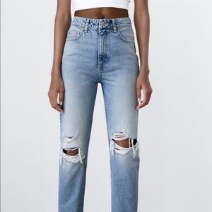 ZARA Ripped Mom Fit Jeans